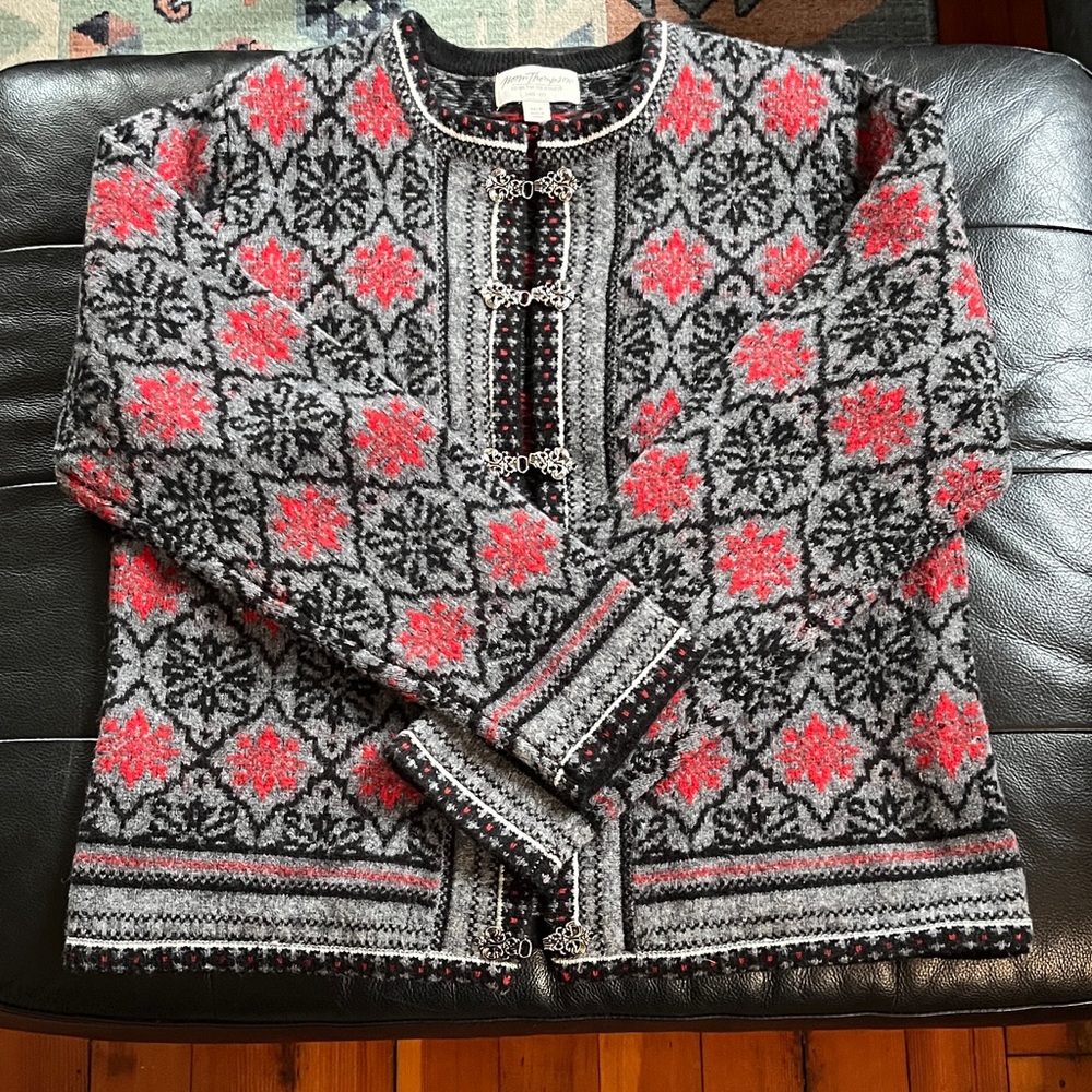 Scandi / Nordic Lambswool Cardigan Sweater - sz M Petite